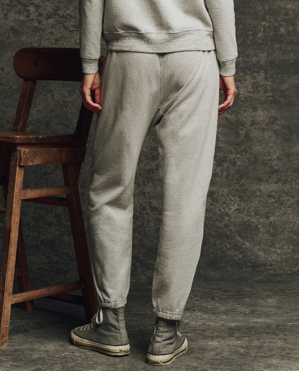 The Fleece Stadium Sweatpant. Solid -- Heather Grey