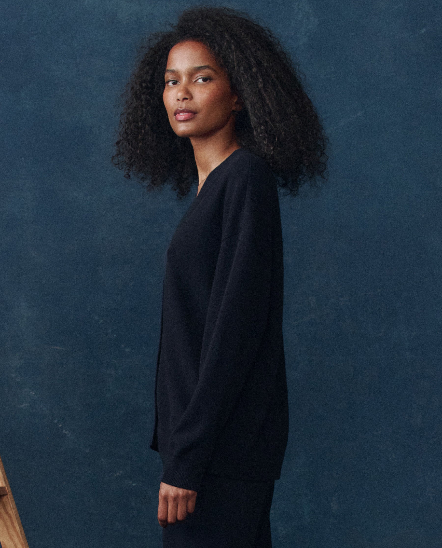 The Cashmere Slouch Cardigan. -- Navy