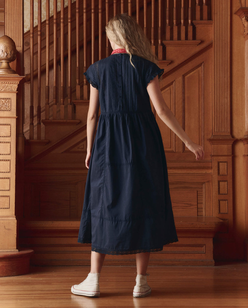 The Sonnet Dress. -- Navy
