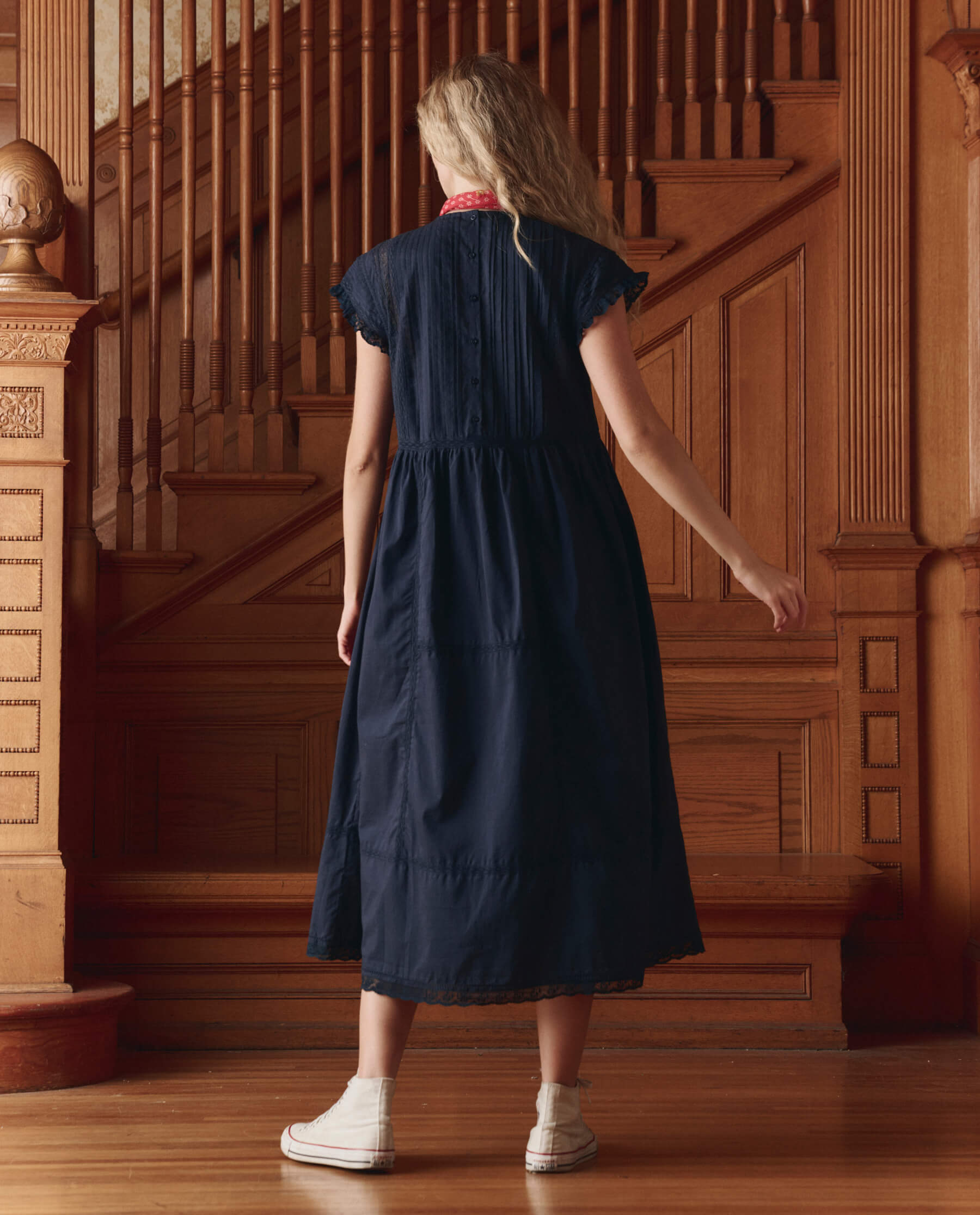 The Sonnet Dress. -- Navy