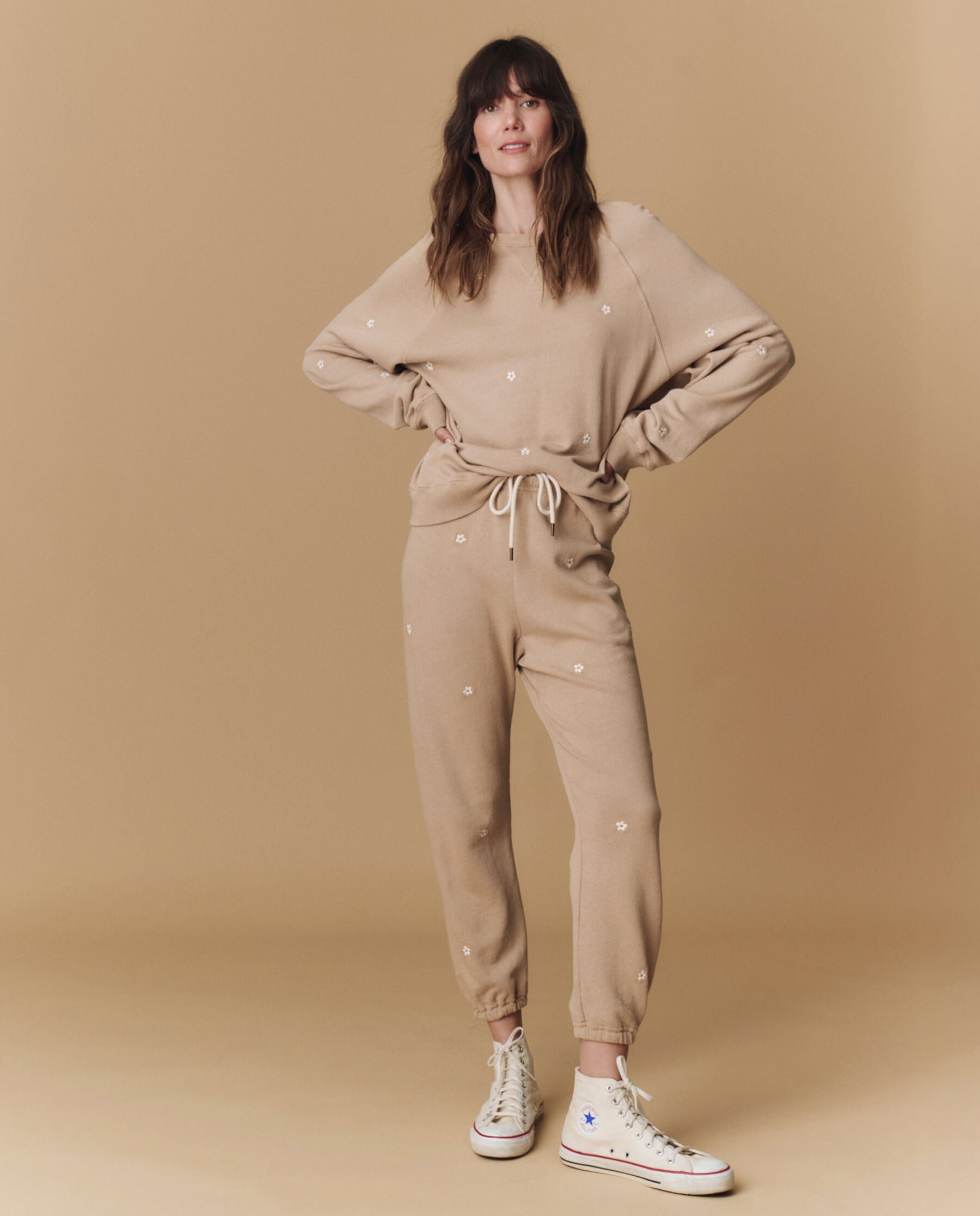 The Stadium Sweatpant. Embroidered -- Khaki with Daisy Embroidery