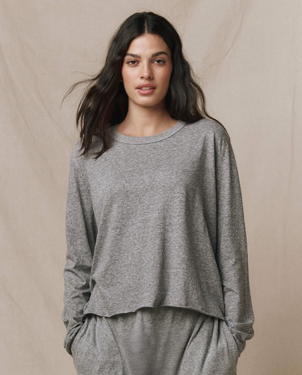 The Long Sleeve Crop Tee. -- Heather Grey