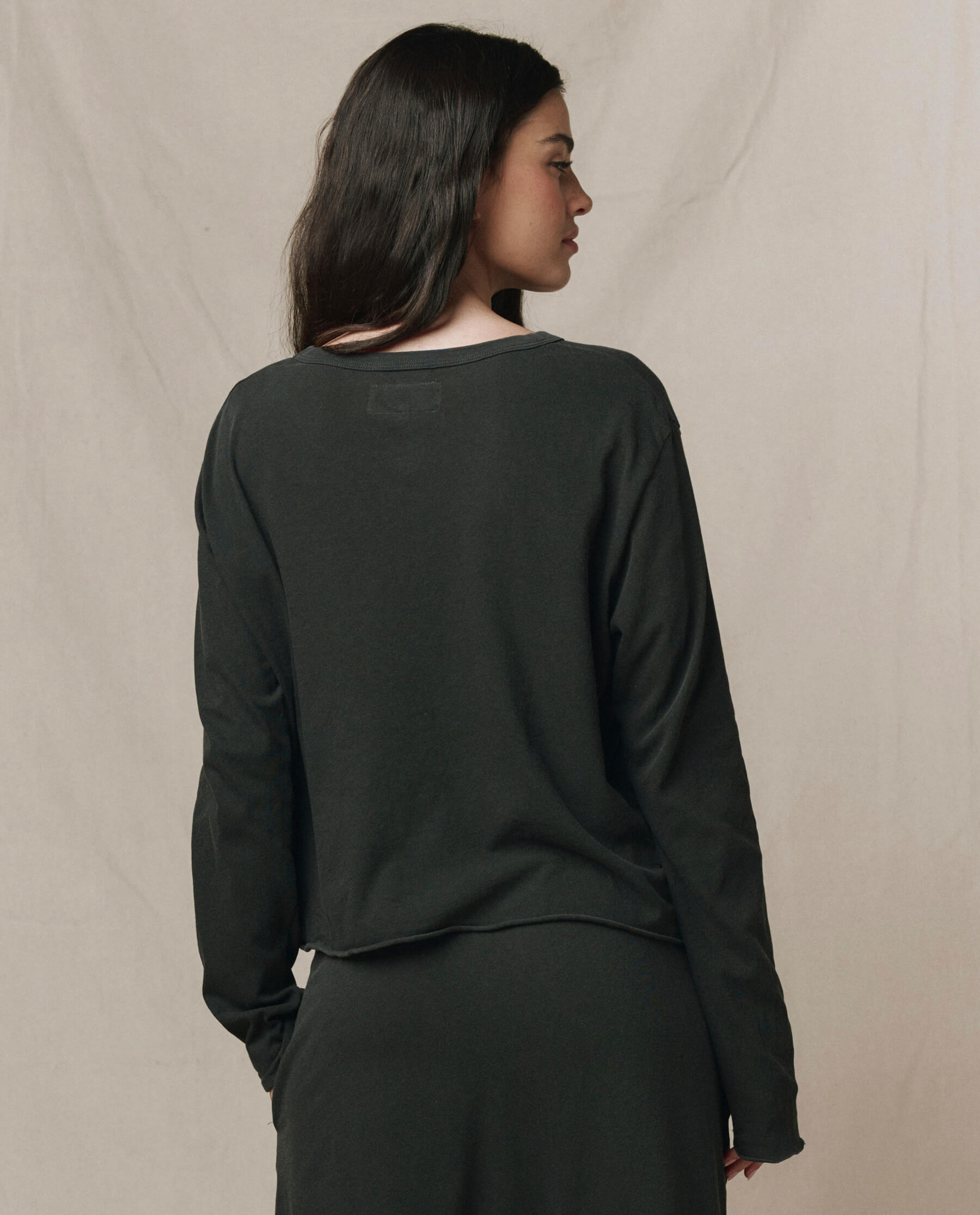 The Long Sleeve Crop Tee. -- Washed Black