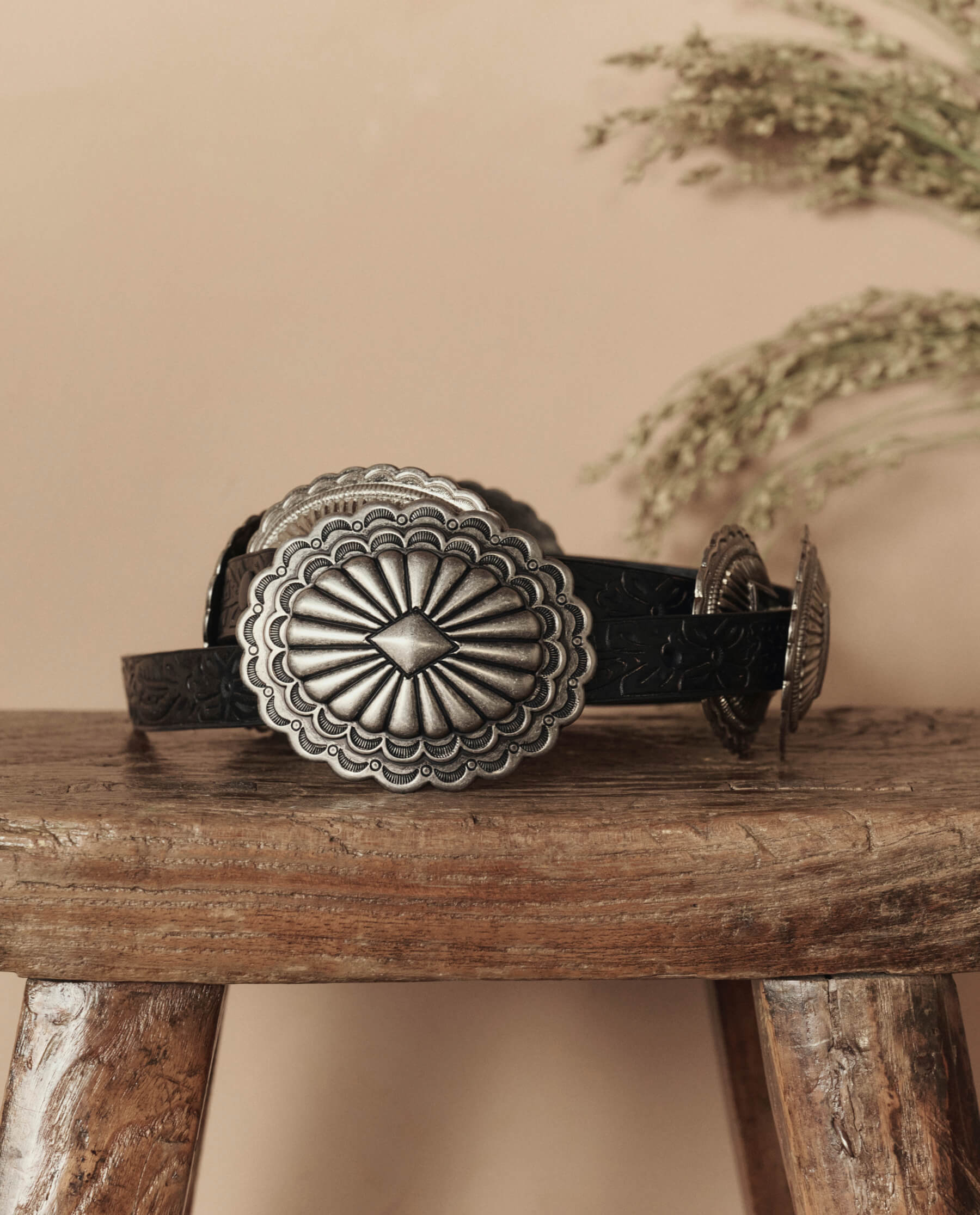 The Tooled Leather Concho Belt. -- Black With Silver