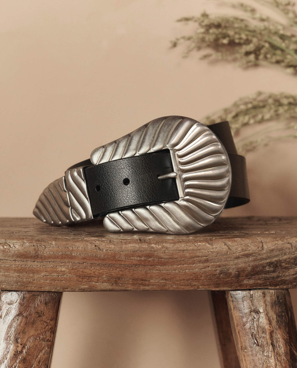The Big Buckle Belt. -- Black With Silver