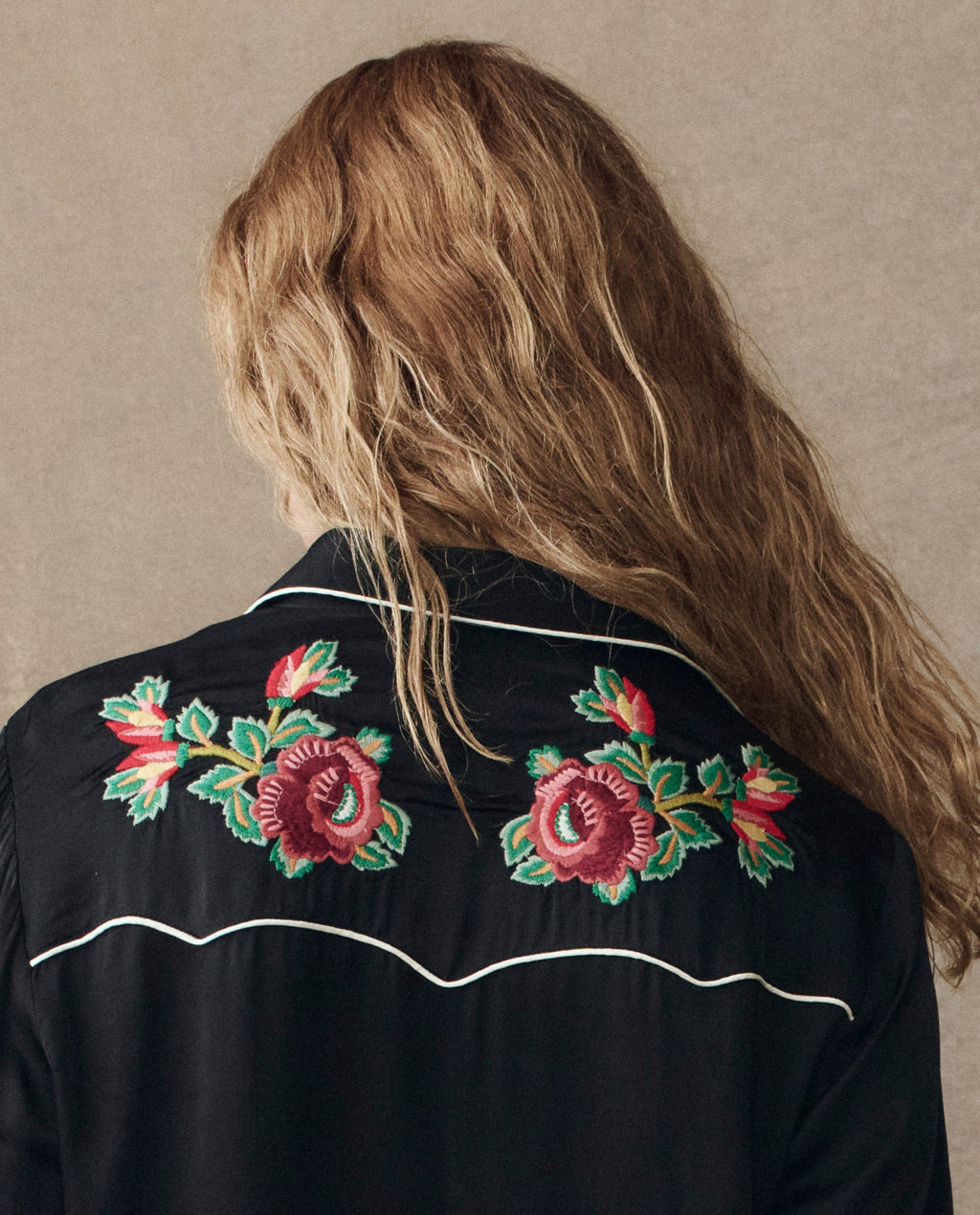 The Heirloom Rose Western Shirt. -- Black