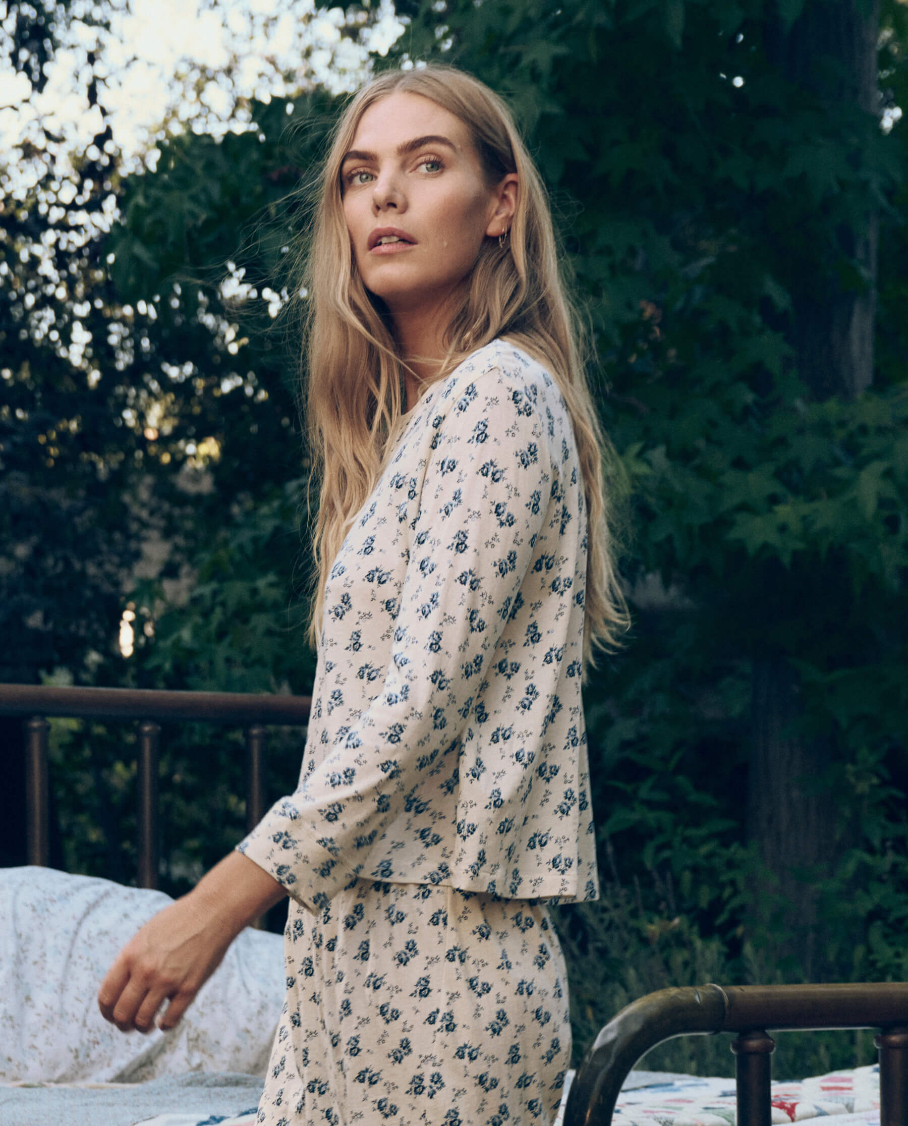The Crop Sleep Henley. -- Indigo Rose