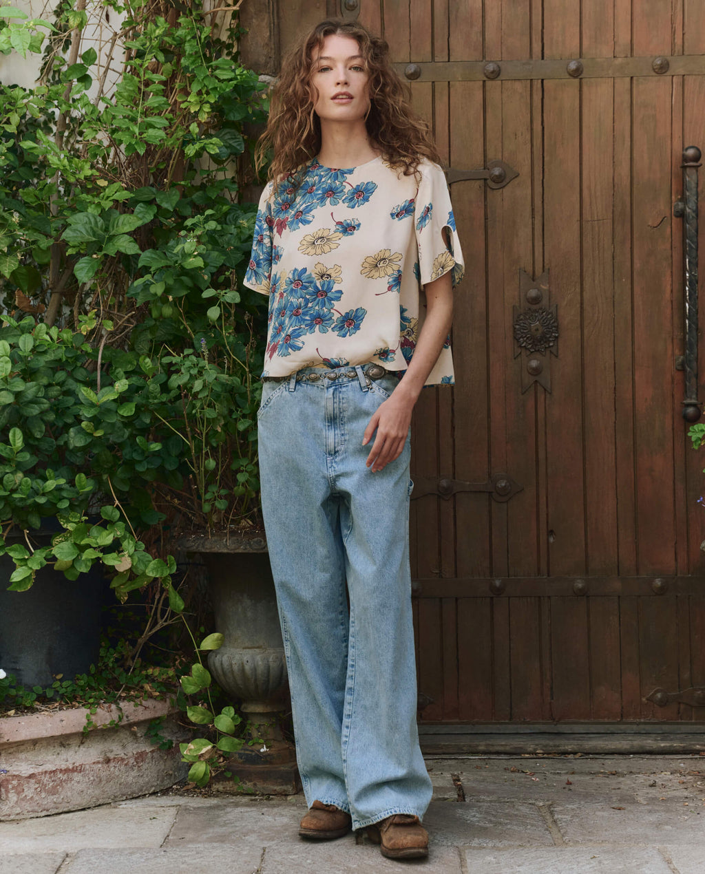 The Mandolin Top. -- Sungold Floral
