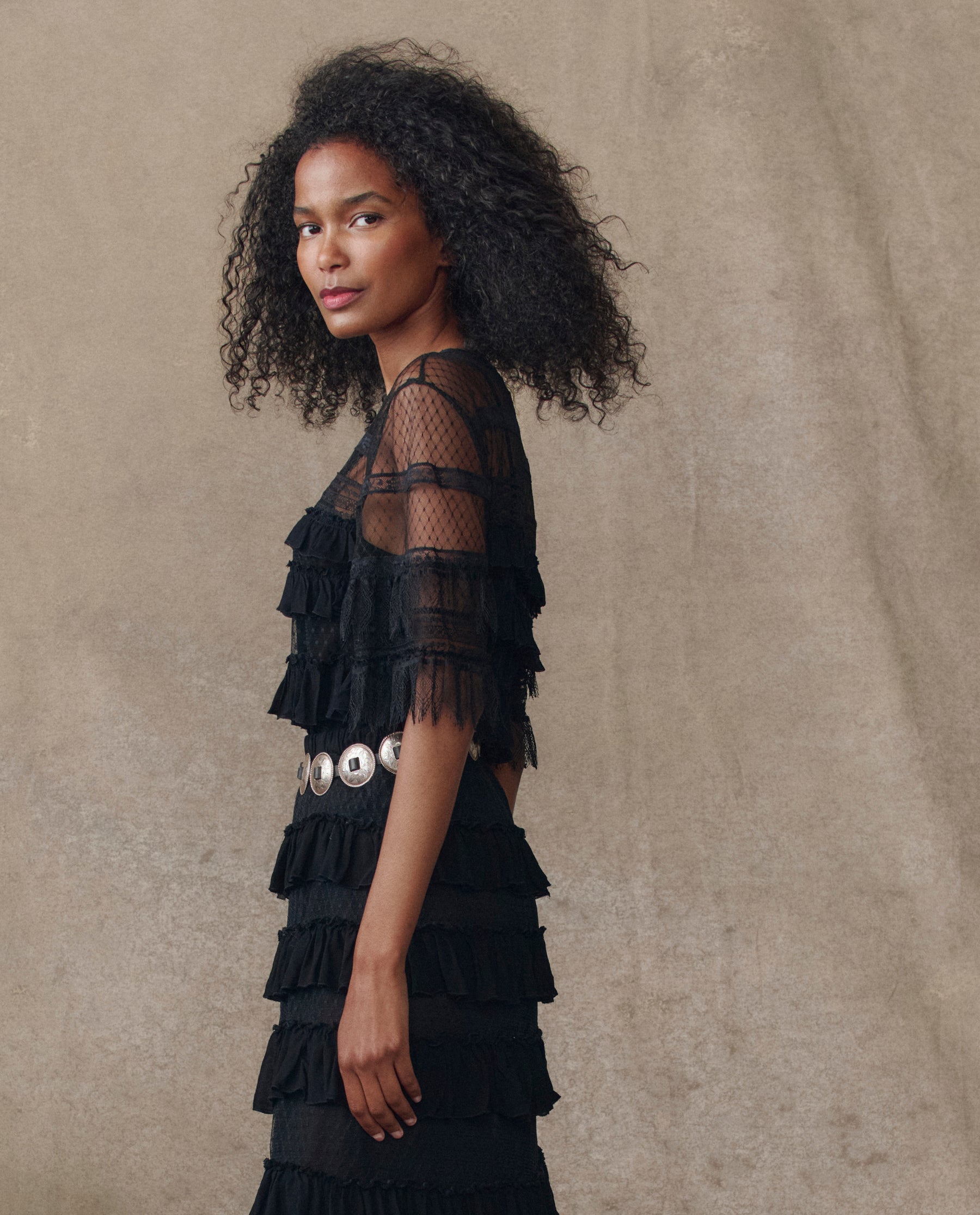 The Winter Mesh Flounce Top. -- Black