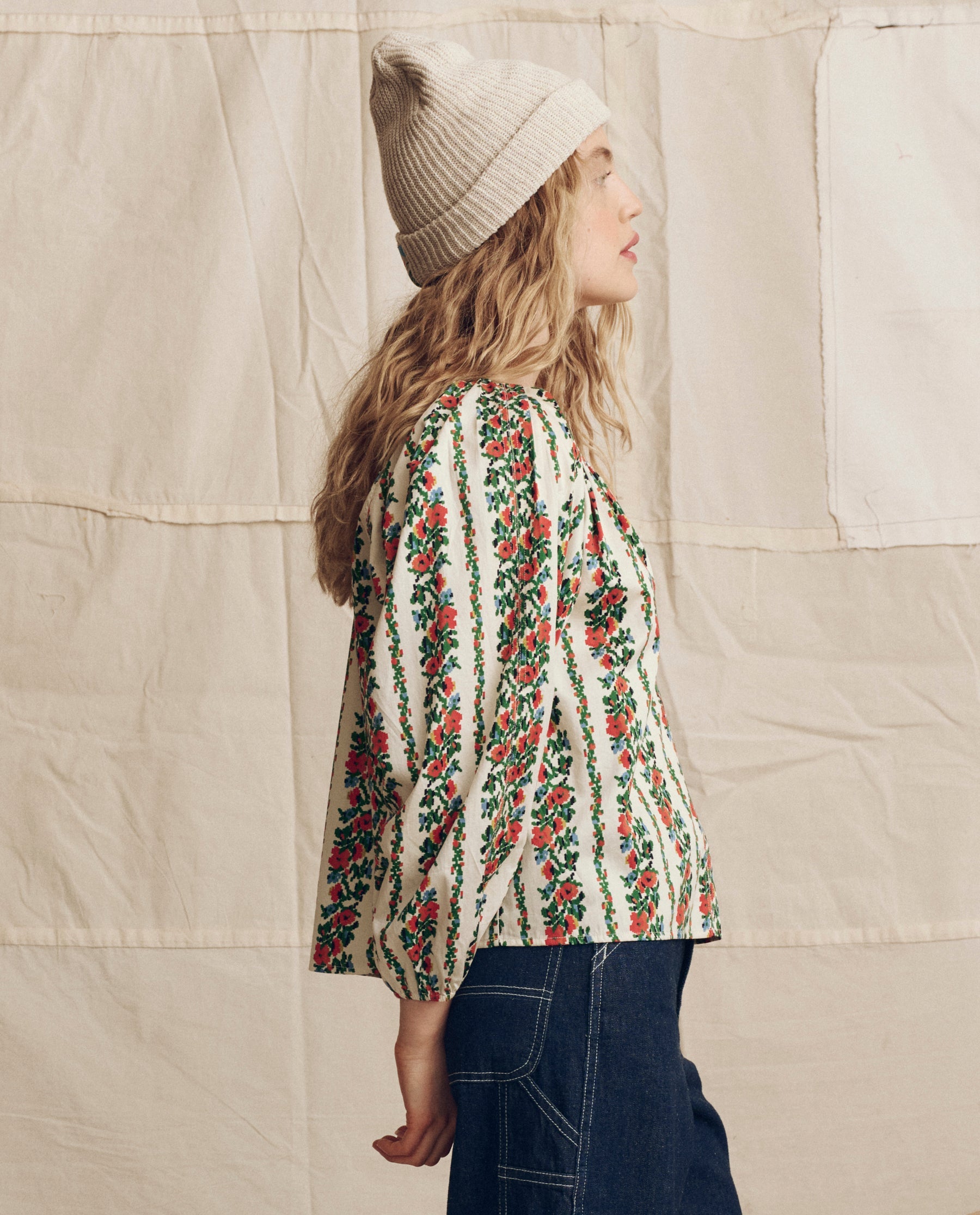 The Chariot Top. -- Tapestry Floral