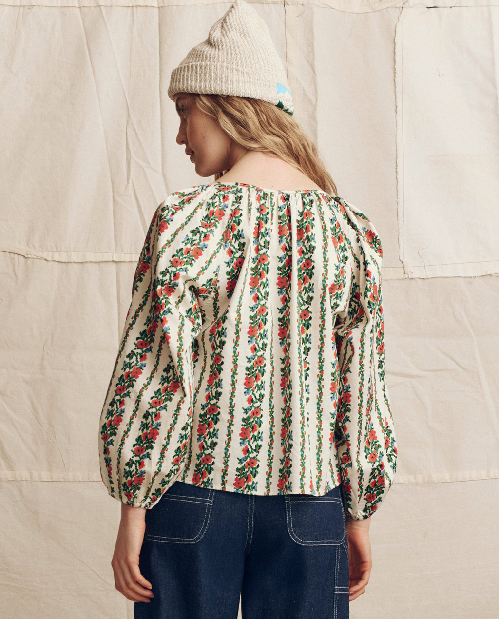 The Chariot Top. -- Tapestry Floral