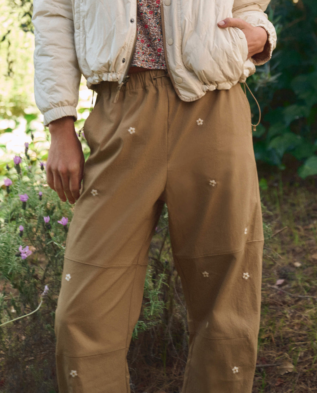 The Embroidered Outpost Pant. -- Khaki With Cream Daisies