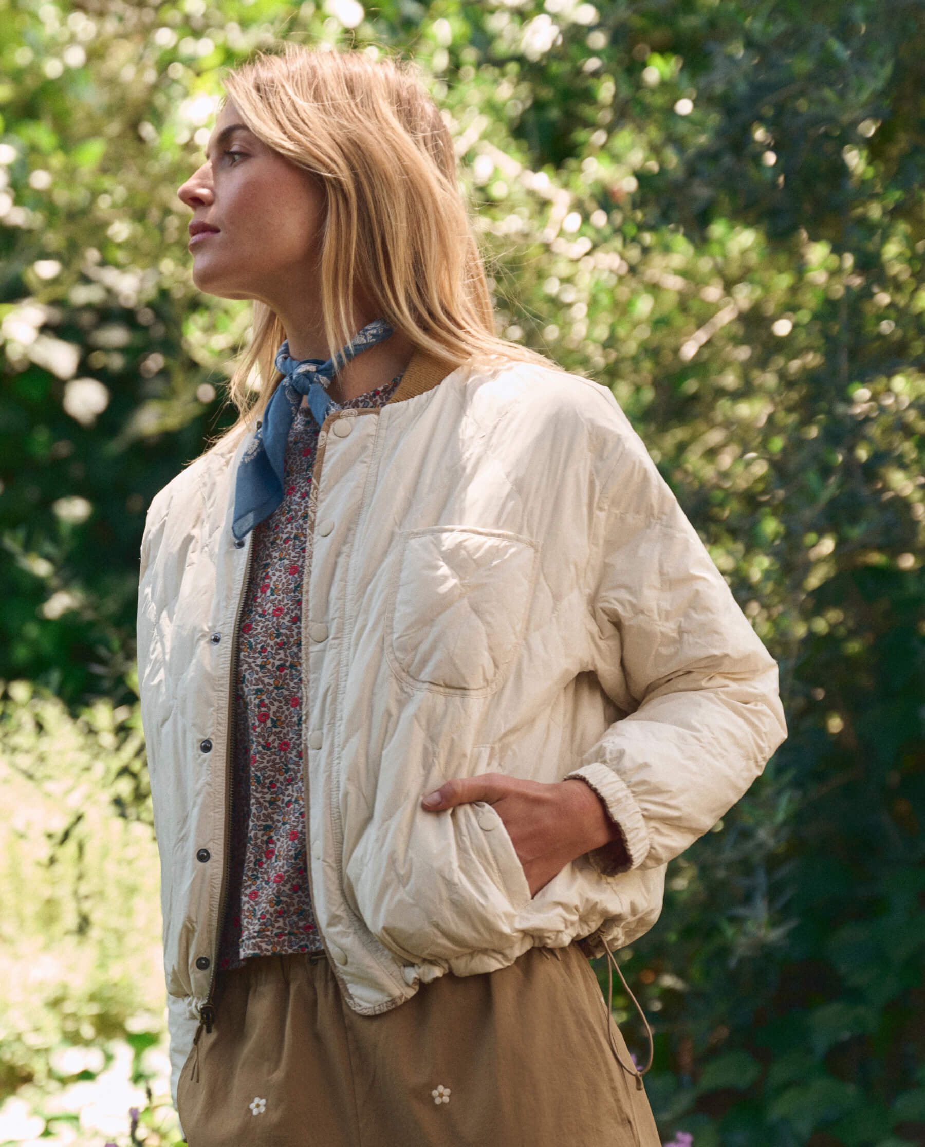 The Reversible Ultra Light Puffer. -- Khaki Bandana With Cream