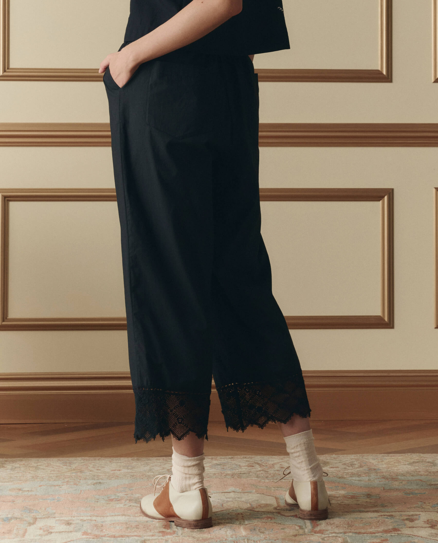 The Rosette Crochet Pant. -- Black