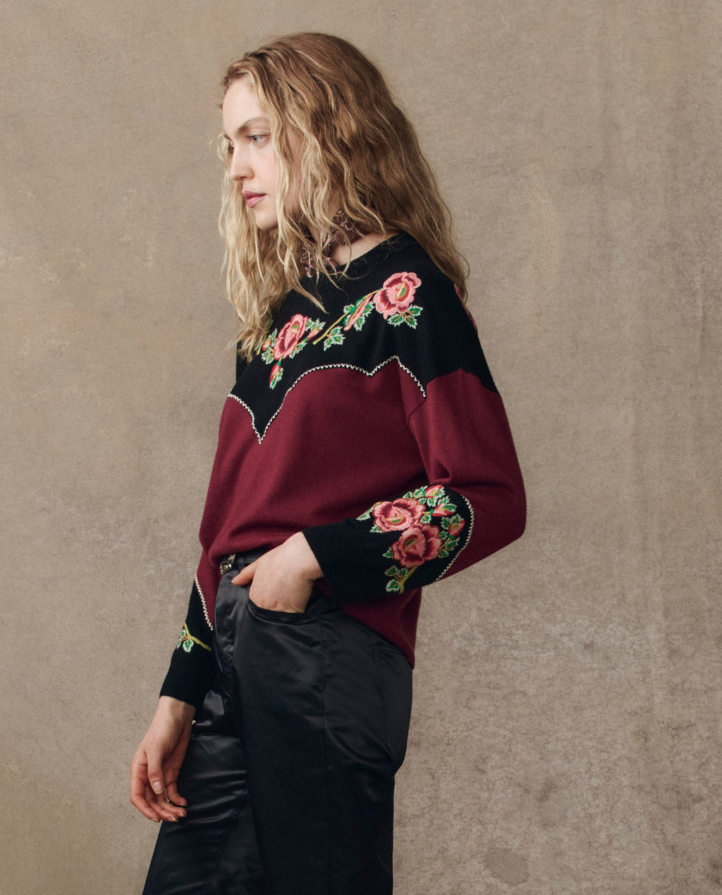 The Heirloom Rose Western Pullover. -- Wine