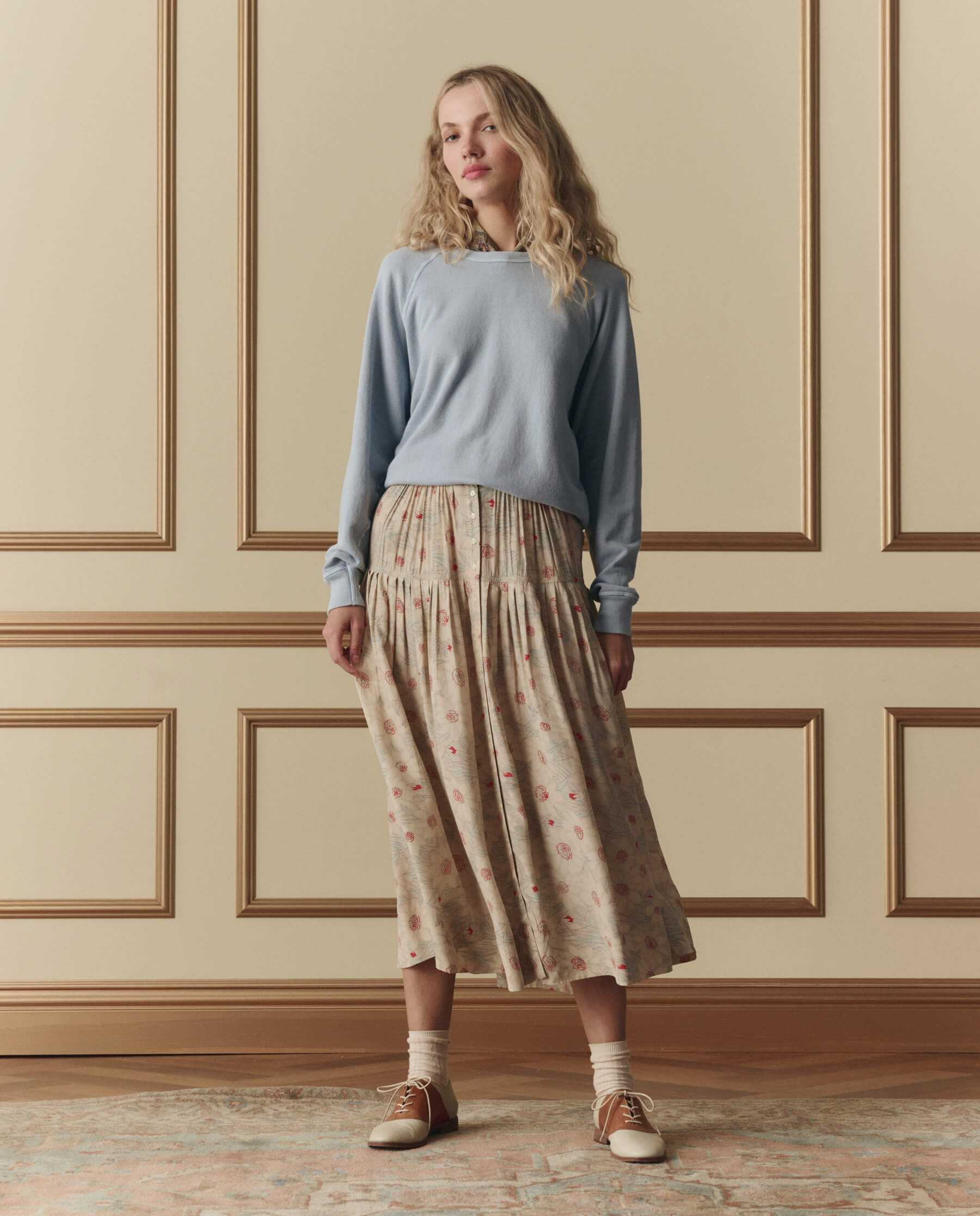 The Highland Skirt. -- Champagne Scattered Bloom