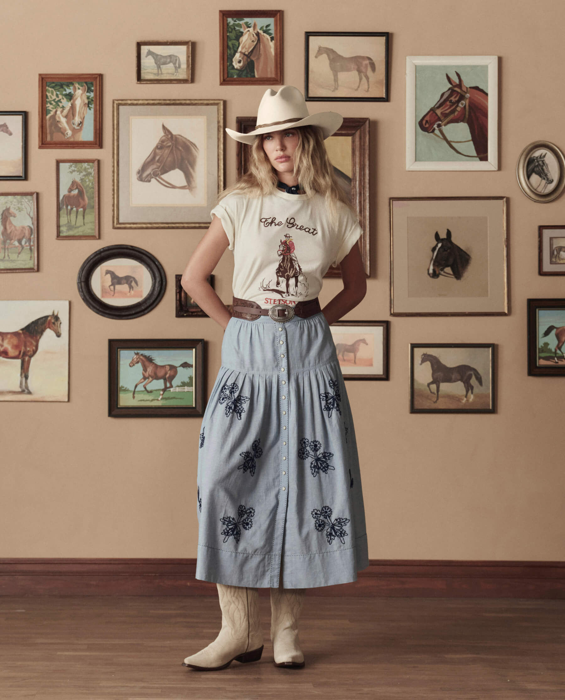 The Boxy Crew With Stetson Graphic. -- Washed White