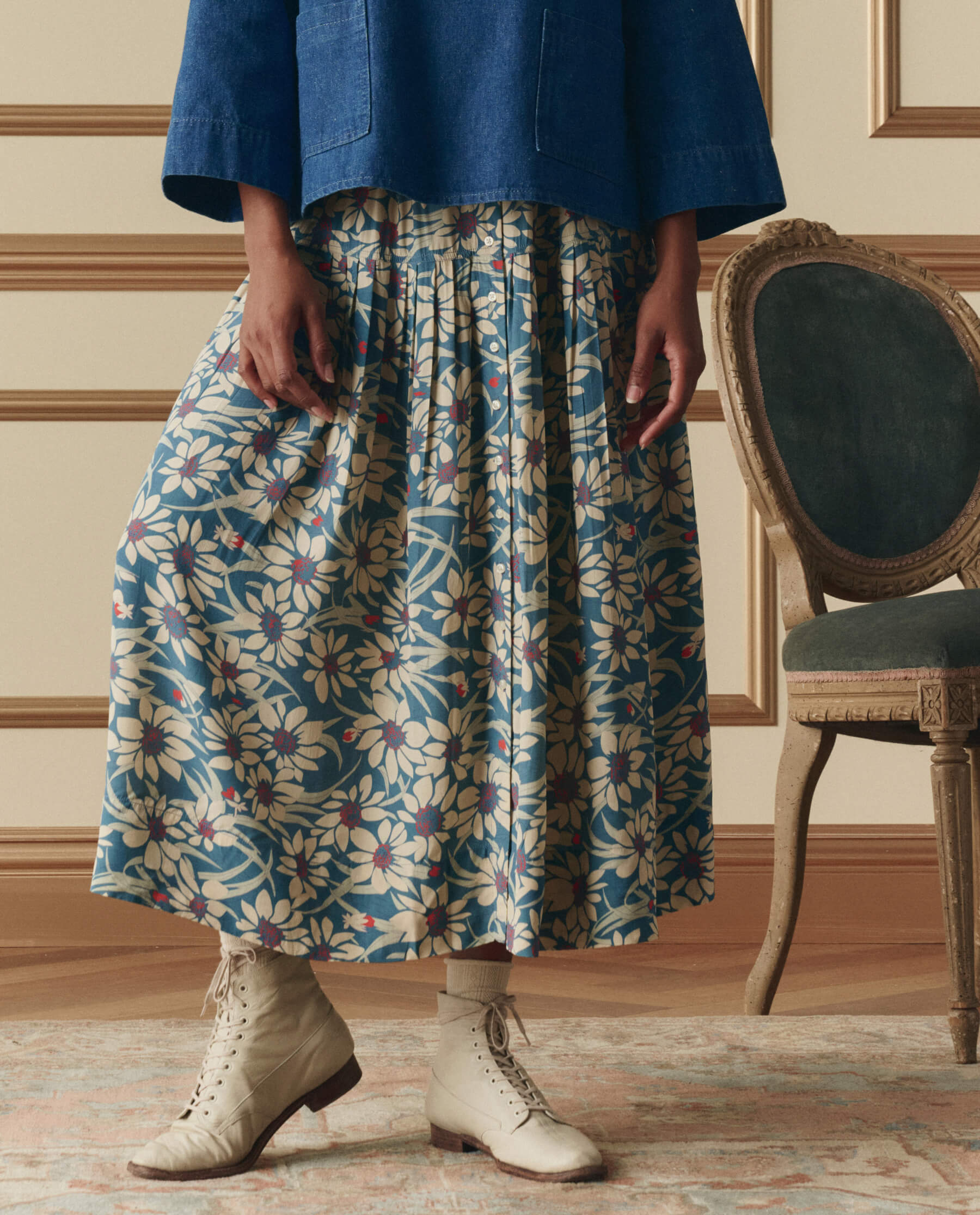 The Highland Skirt. -- Blue Scattered Bloom