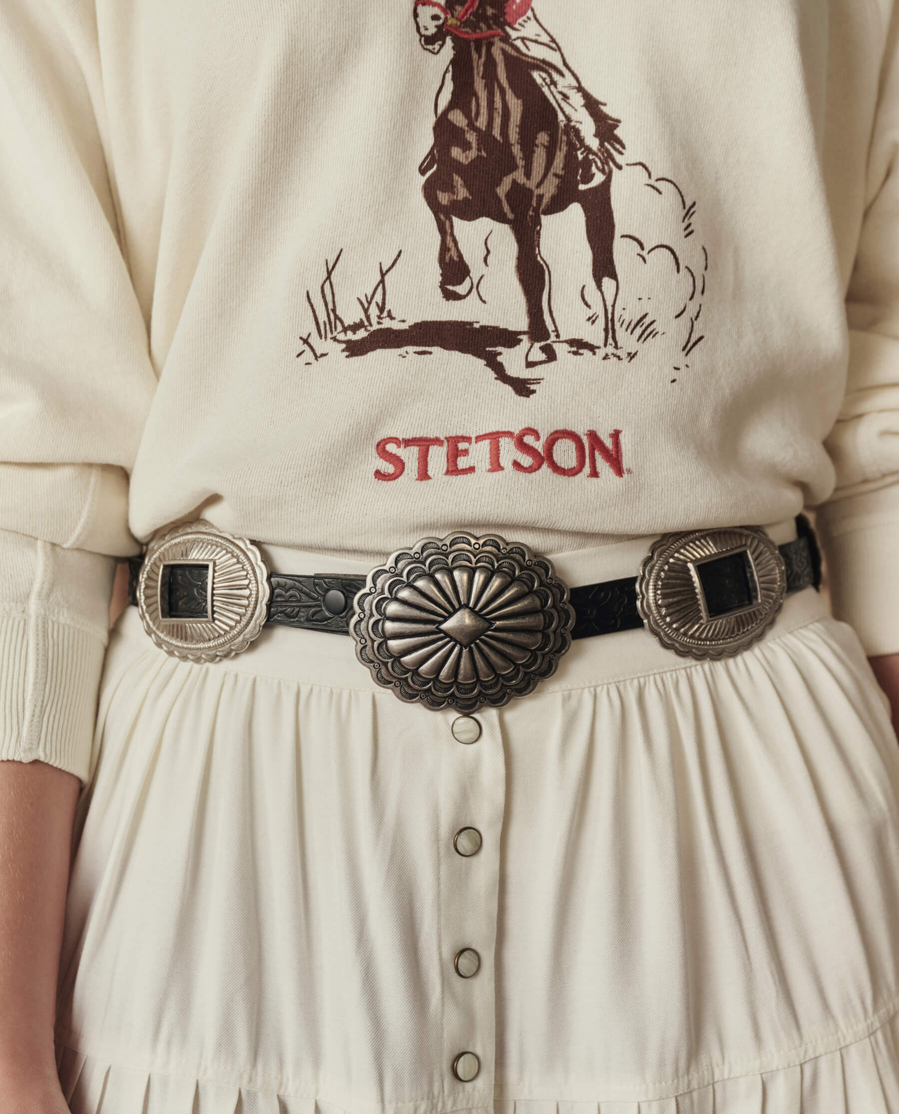 The Tooled Leather Concho Belt. -- Black With Silver