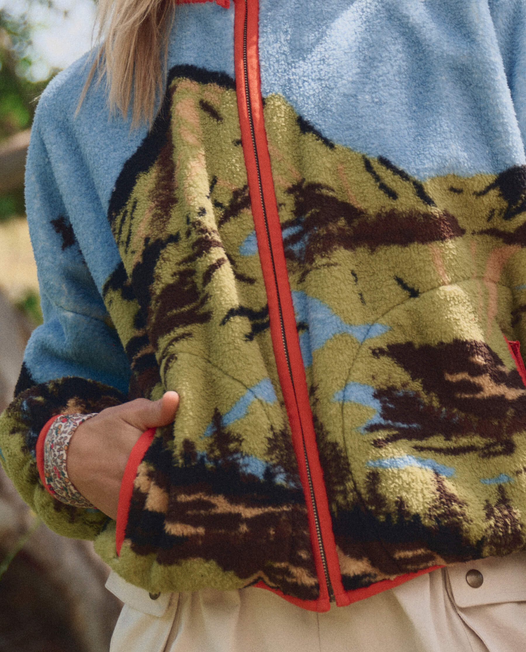 The Plush Terrain Full-Zip. -- California Eagle Landscape