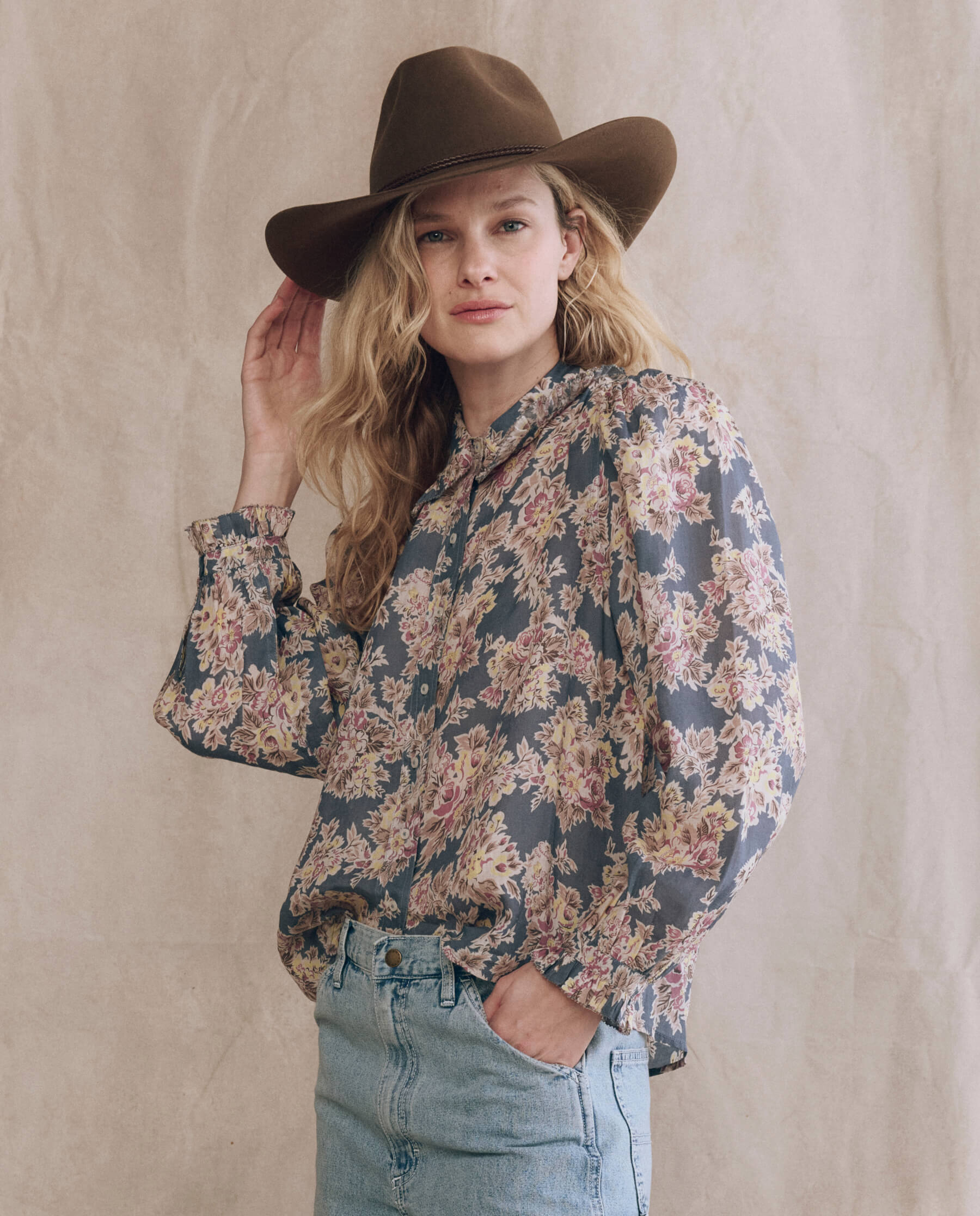The Hemingway Top. -- Indigo Floral