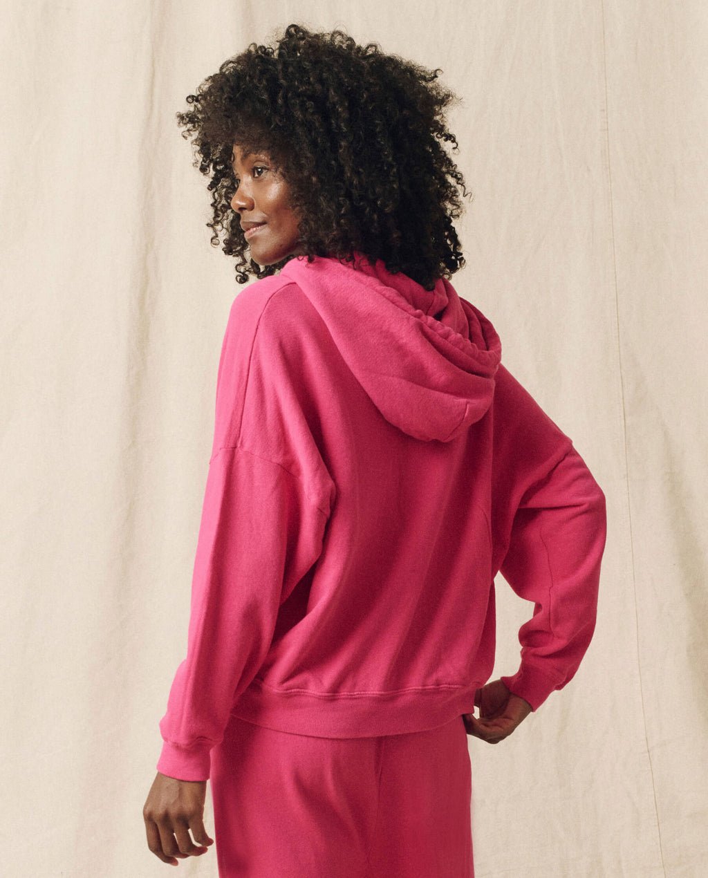 The Teammate Hoodie. Solid -- Fuchsia
