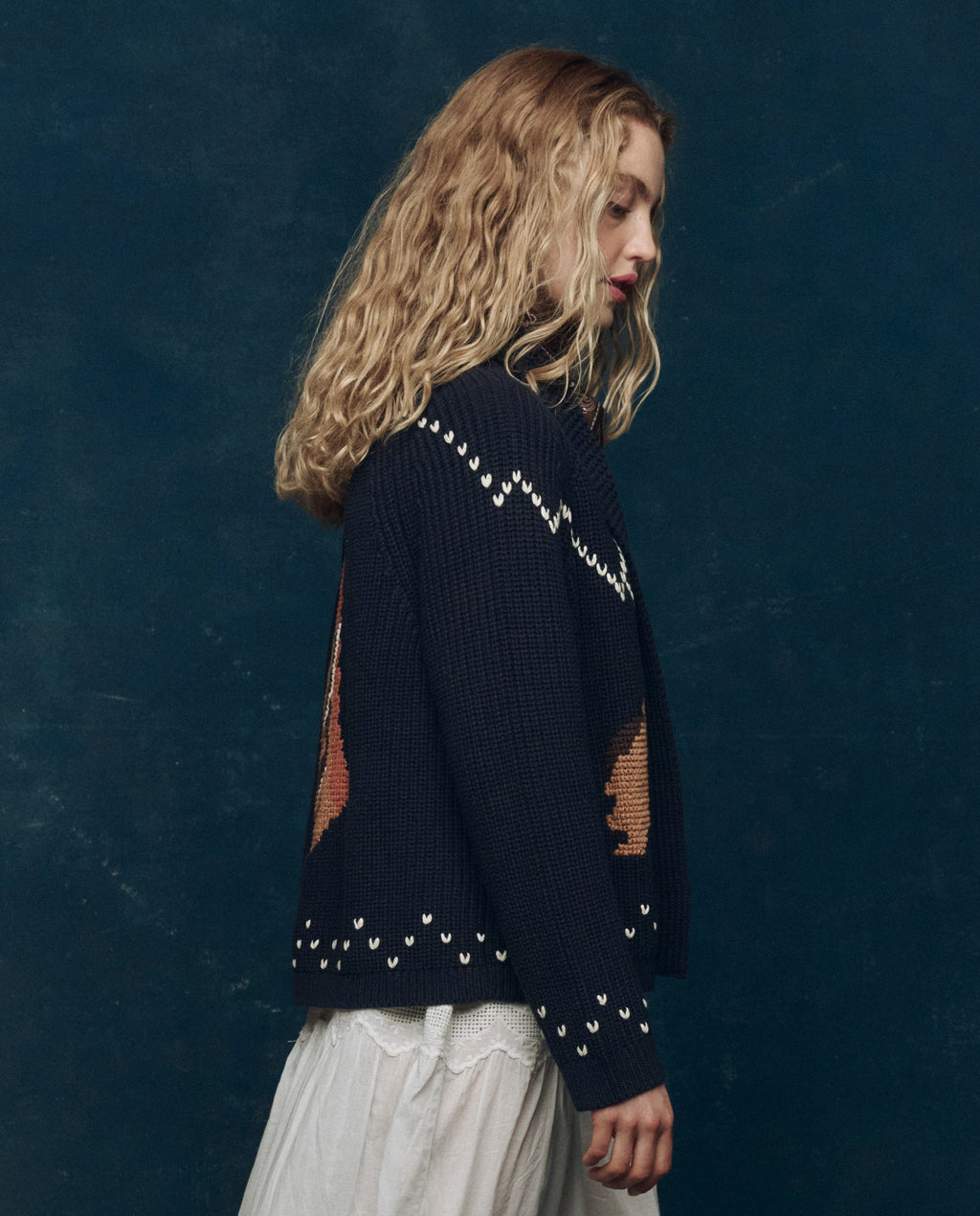 The Horse Lodge Cardigan. -- Navy