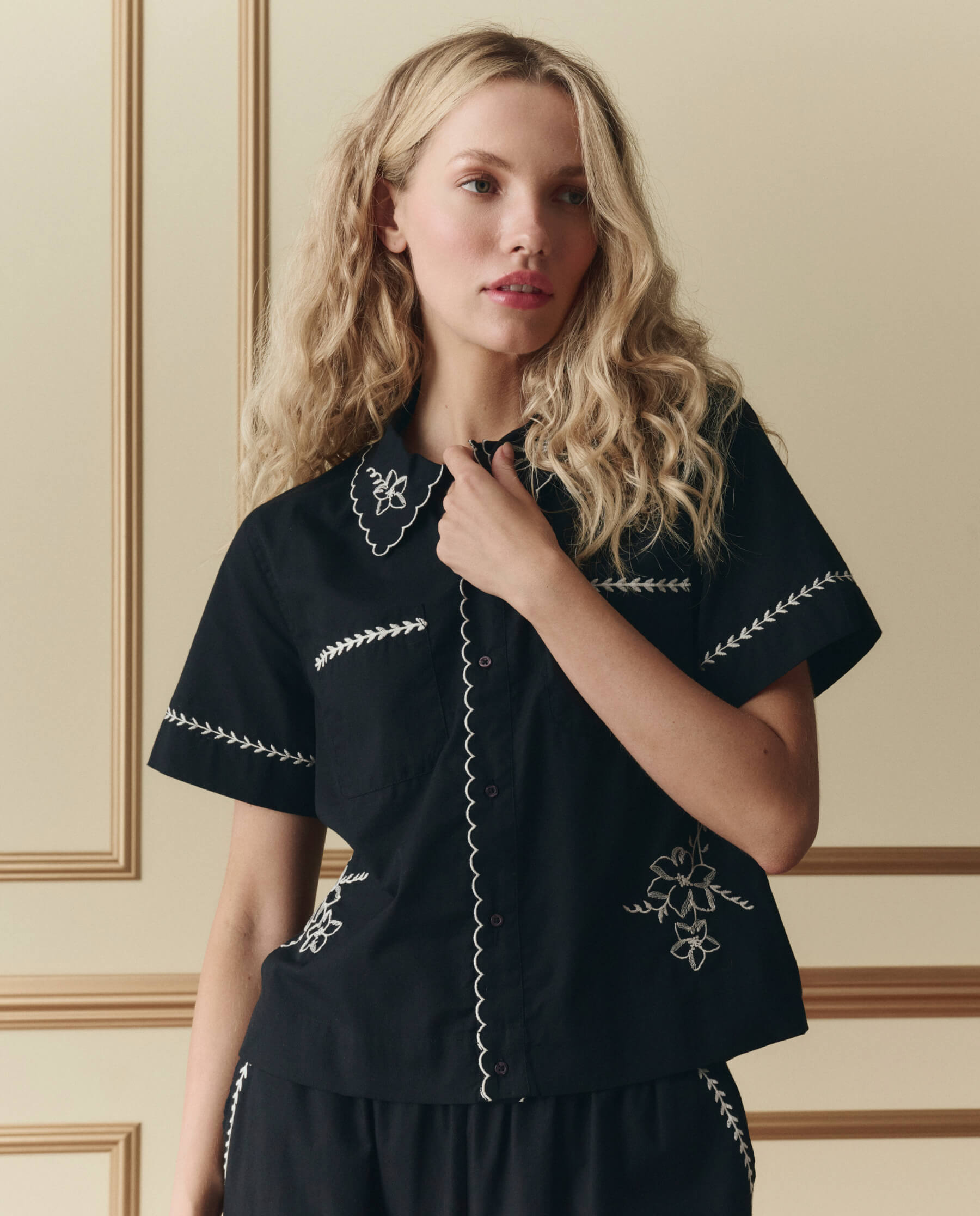 The Bowling Shirt W/ Hanky Embroidery. -- Black