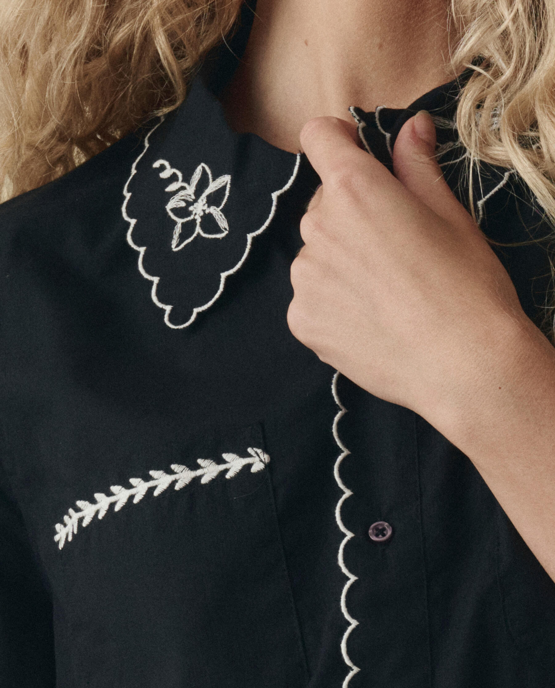 The Bowling Shirt W/ Hanky Embroidery. -- Black