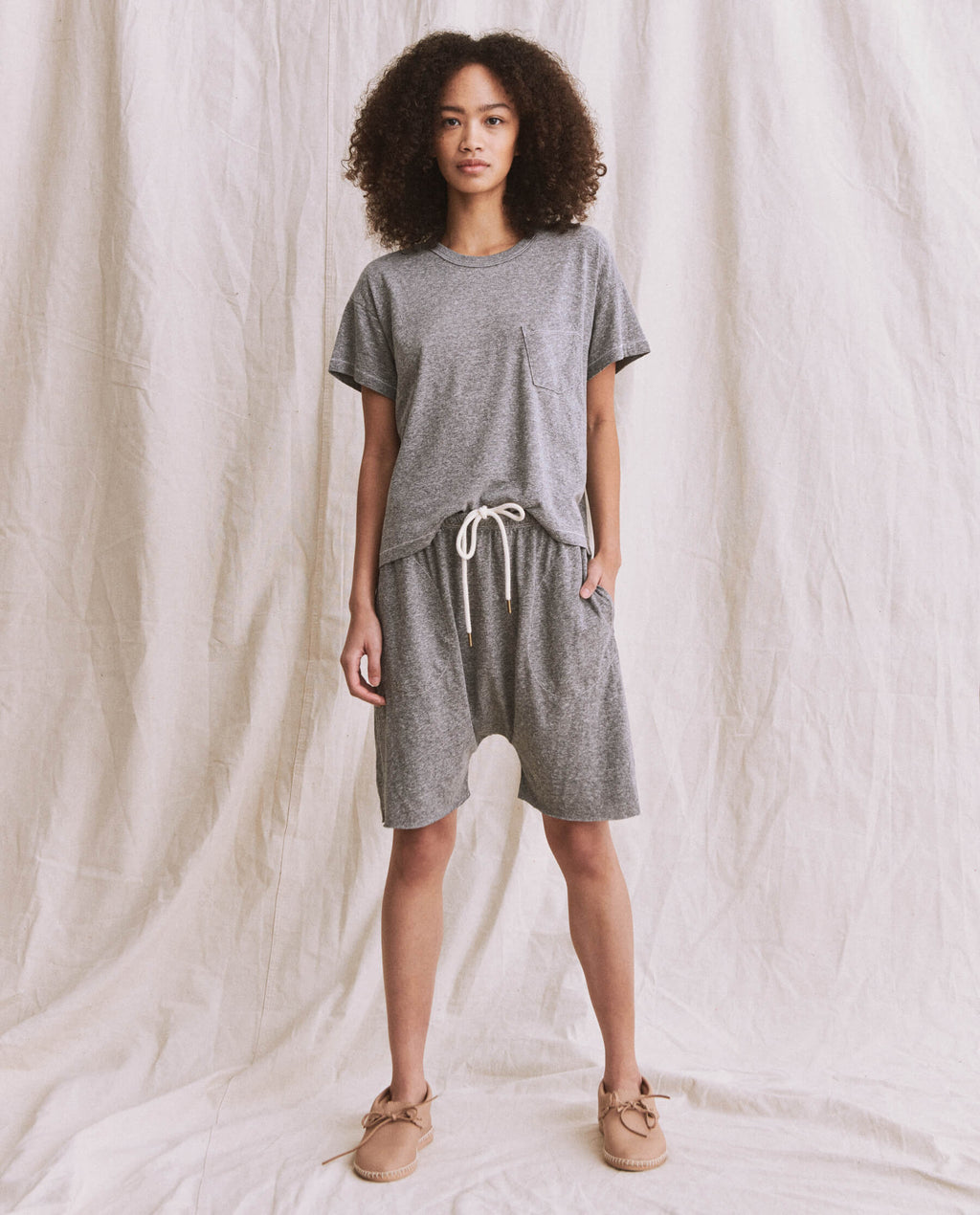 The Pocket Tee. -- Heather Grey