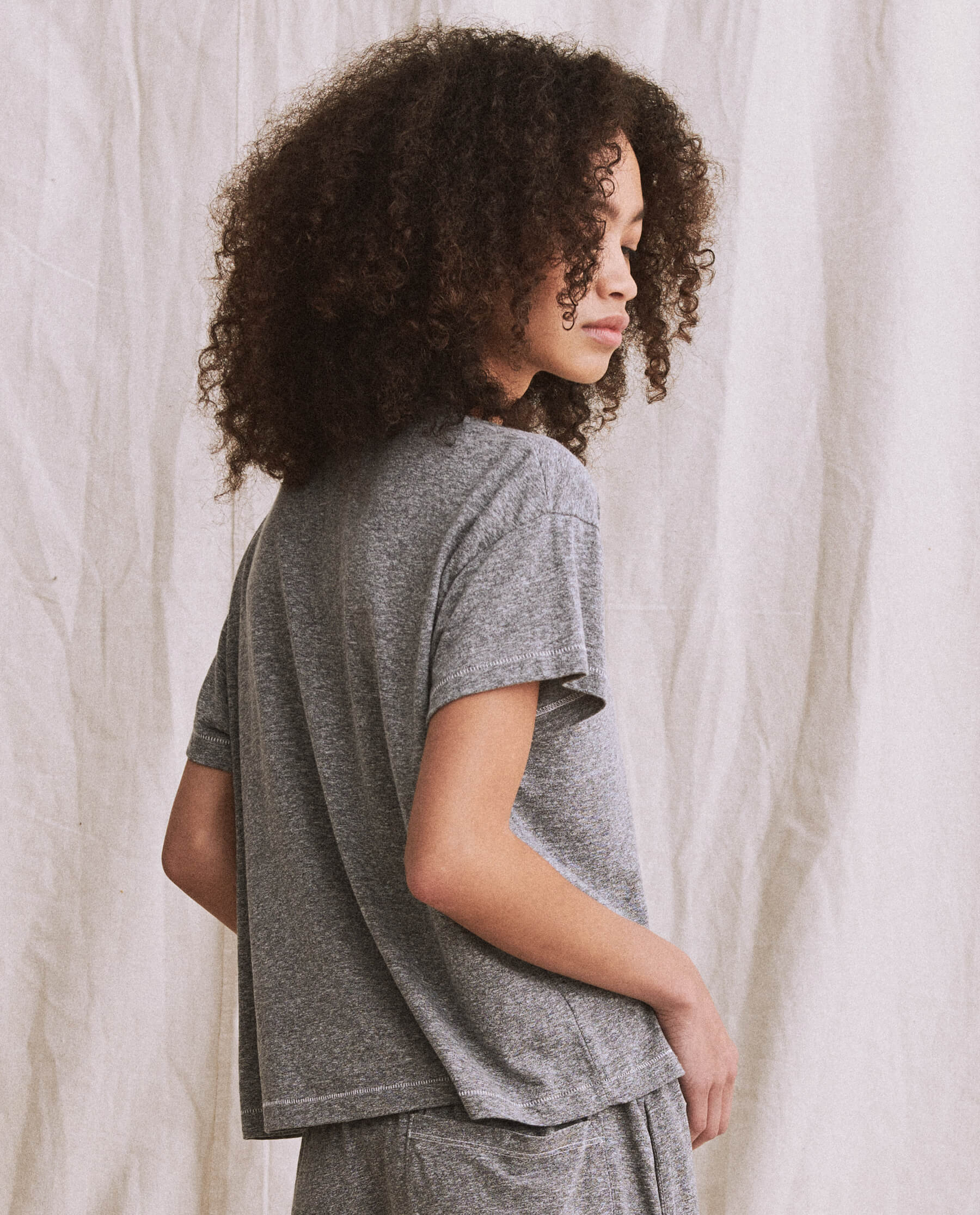 The Pocket Tee. -- Heather Grey